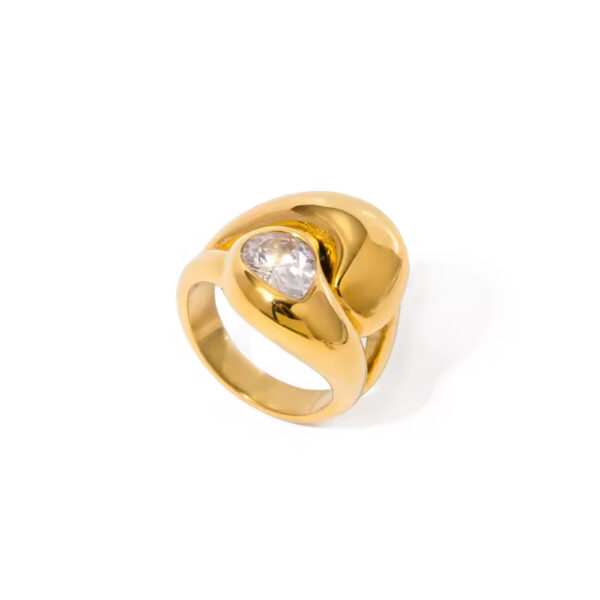 Aella Ring